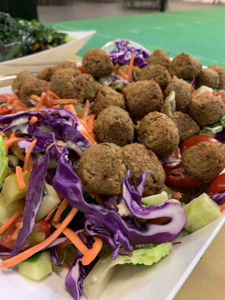 Read more about the article Falafel Salad